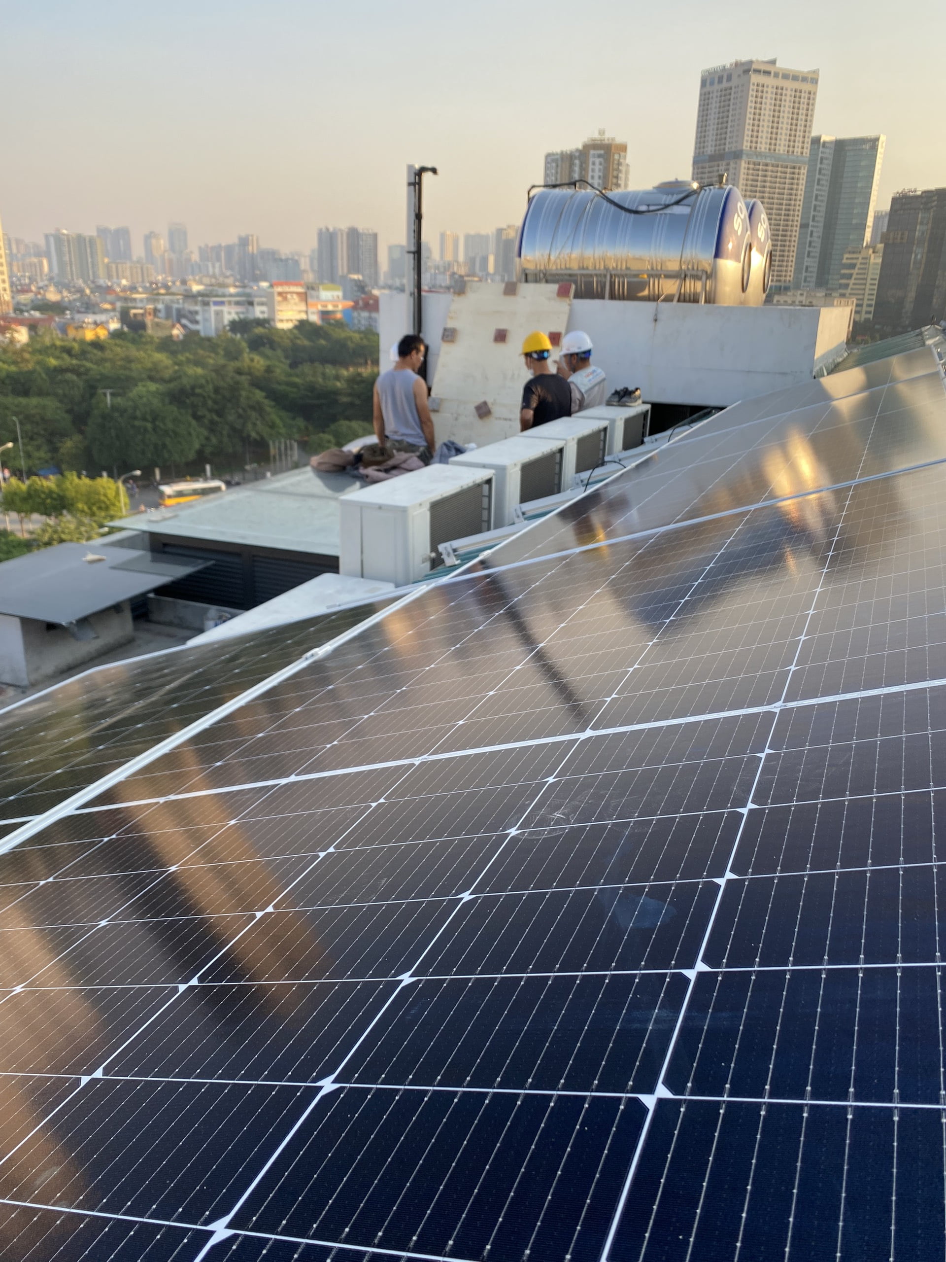 lắp điện mặt trời tại Cầu Giấy 20kW