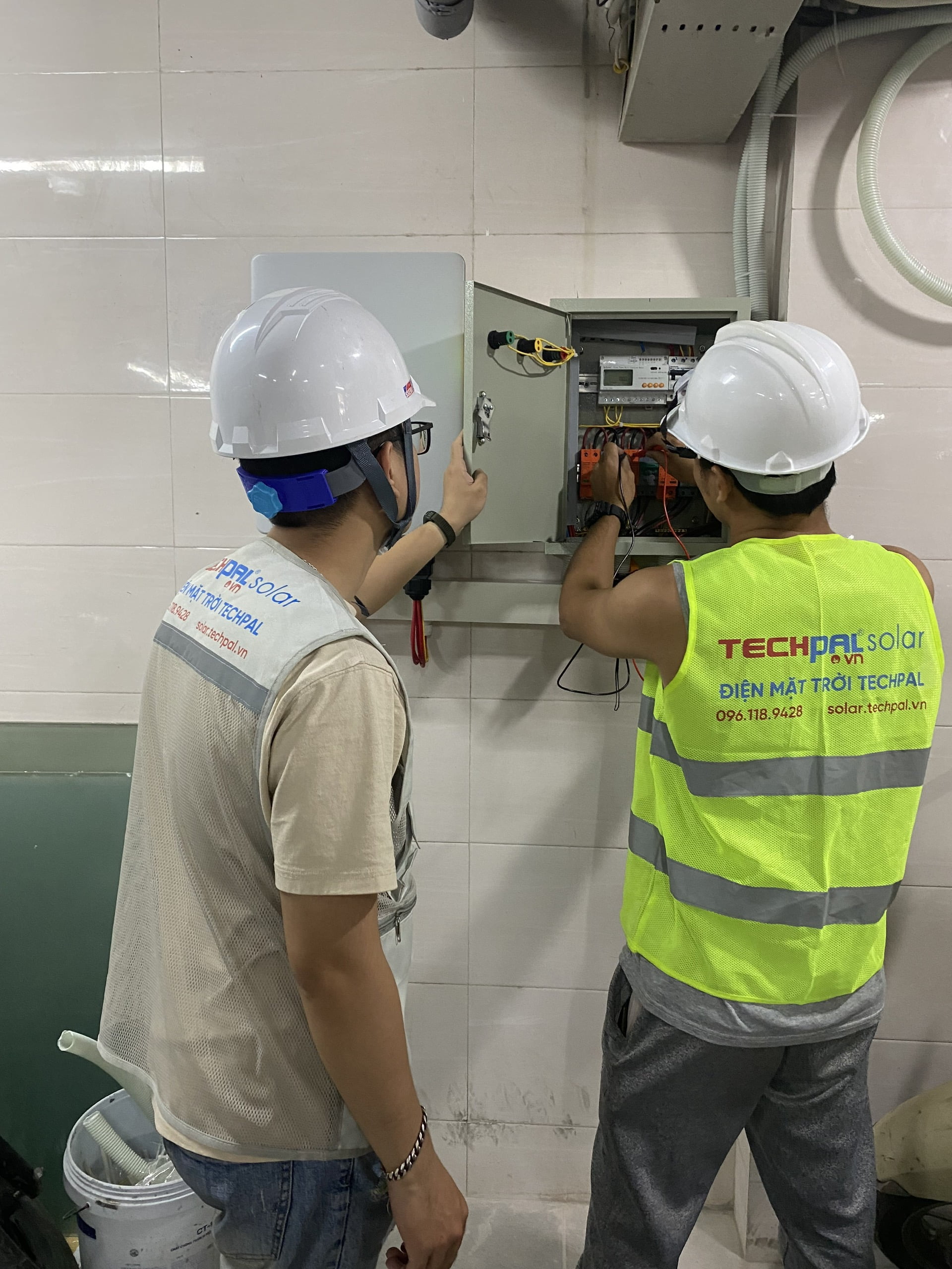 lắp điện mặt trời tại Cầu Giấy 20kW